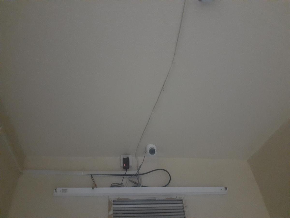 Corner House Hostel Dubai Exterior photo